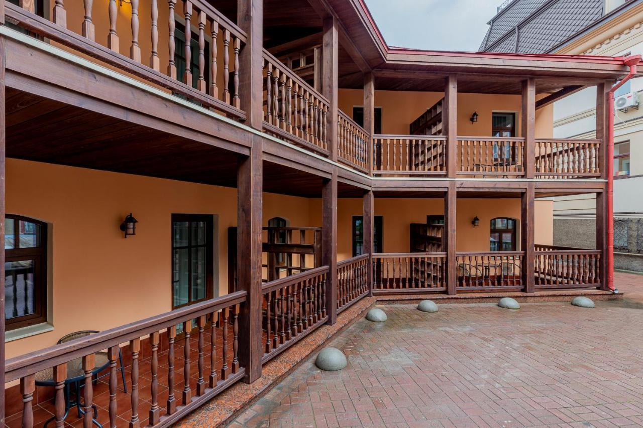 Kontrakt Boutique 3*