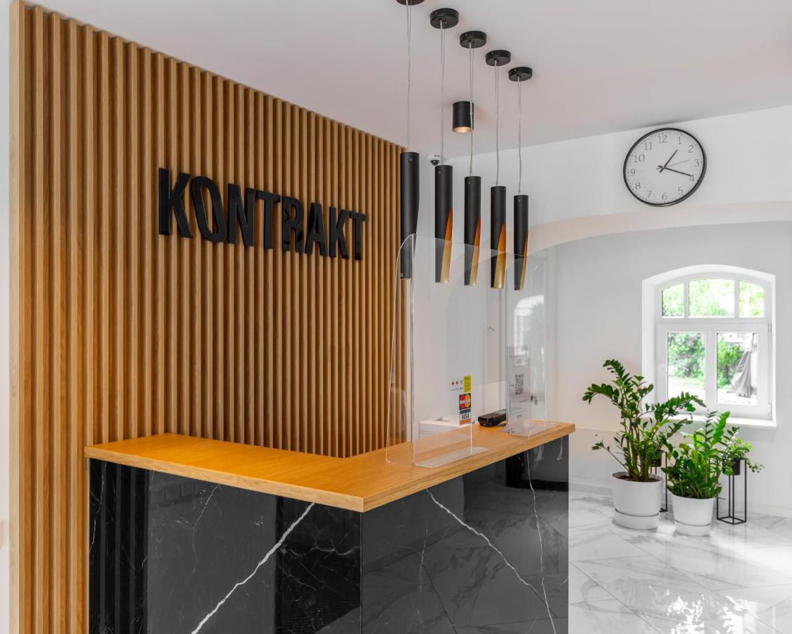 Kontrakt Boutique Kiew