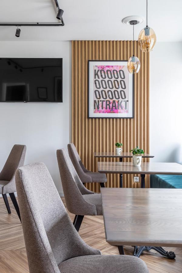 Отель Kontrakt Boutique 3*