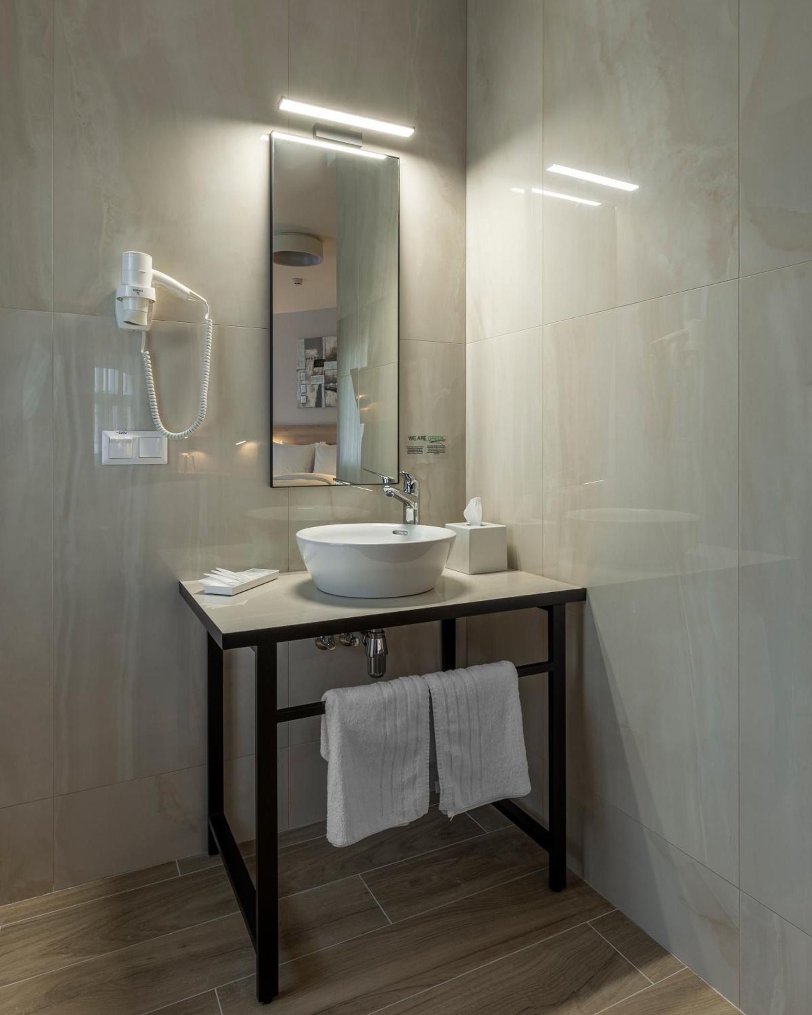 Kontrakt Boutique Hotel 3*
