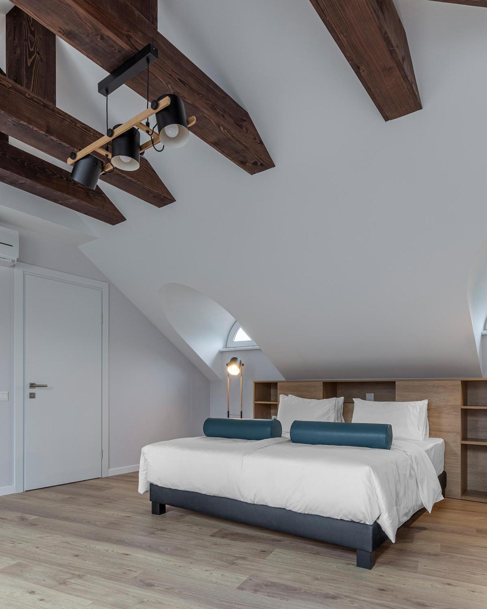 Kontrakt Boutique Hotel 3*