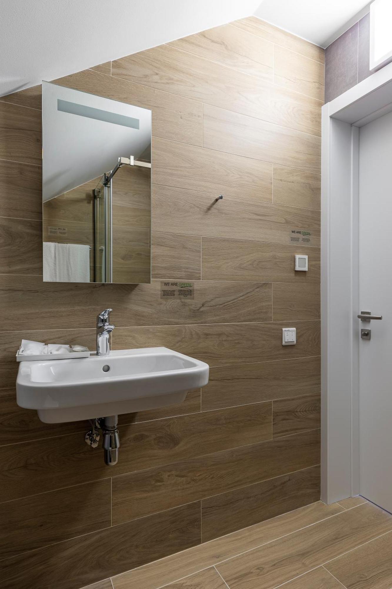 Kontrakt Boutique Hotel 3*